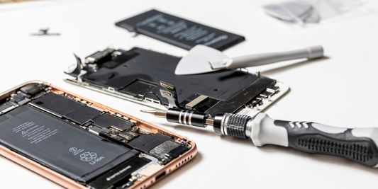 Phone Battery Replacement: Signs It's Time & What to Do